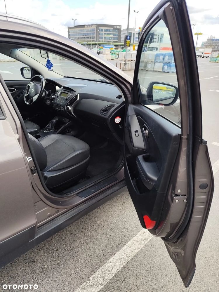 Hyundai ix35 2.0 CRDi 4WD Automatik Finale Gold - 24