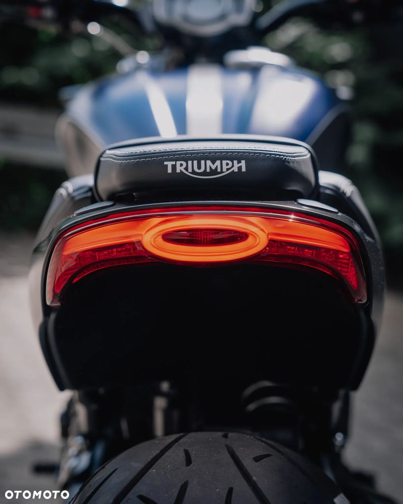 Triumph Rocket - 15