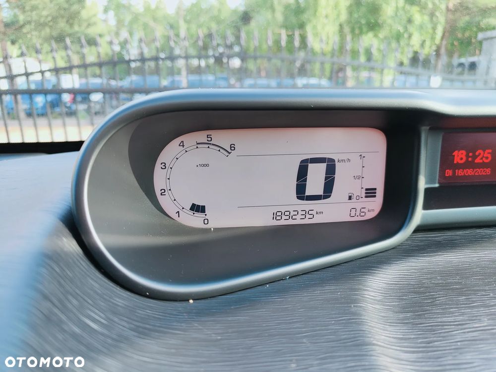 Citroën C3 Picasso HDi 90 FAP Selection - 20