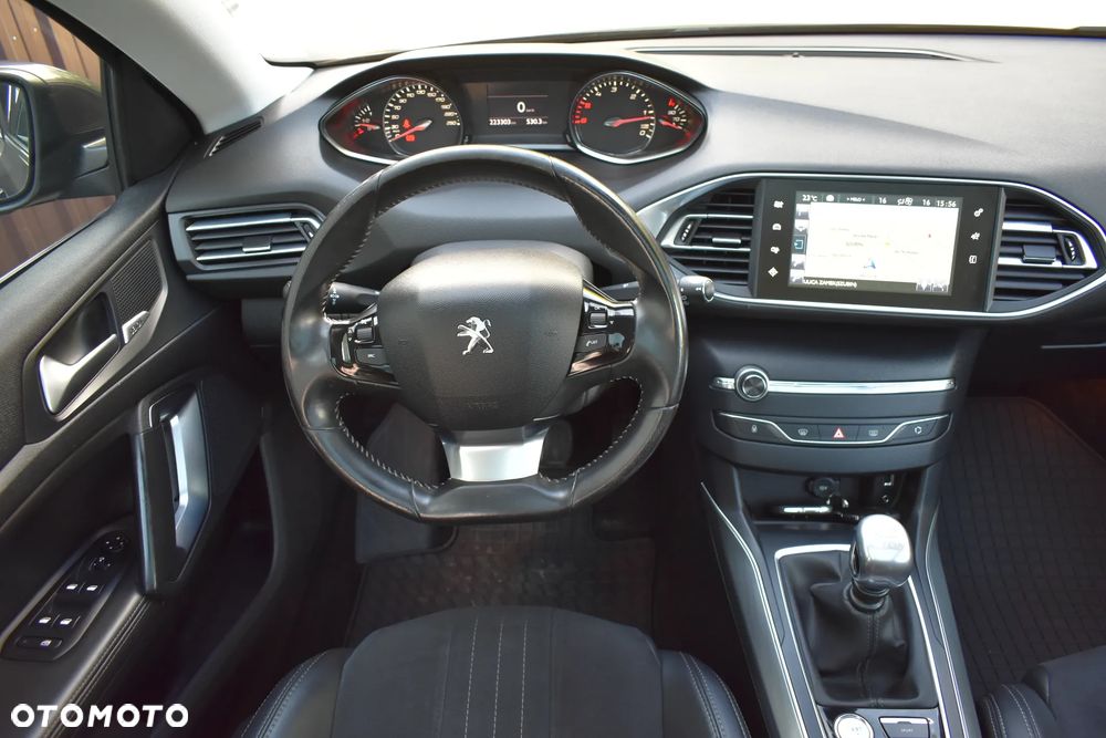 Peugeot 308 2.0 HDi Allure - 5