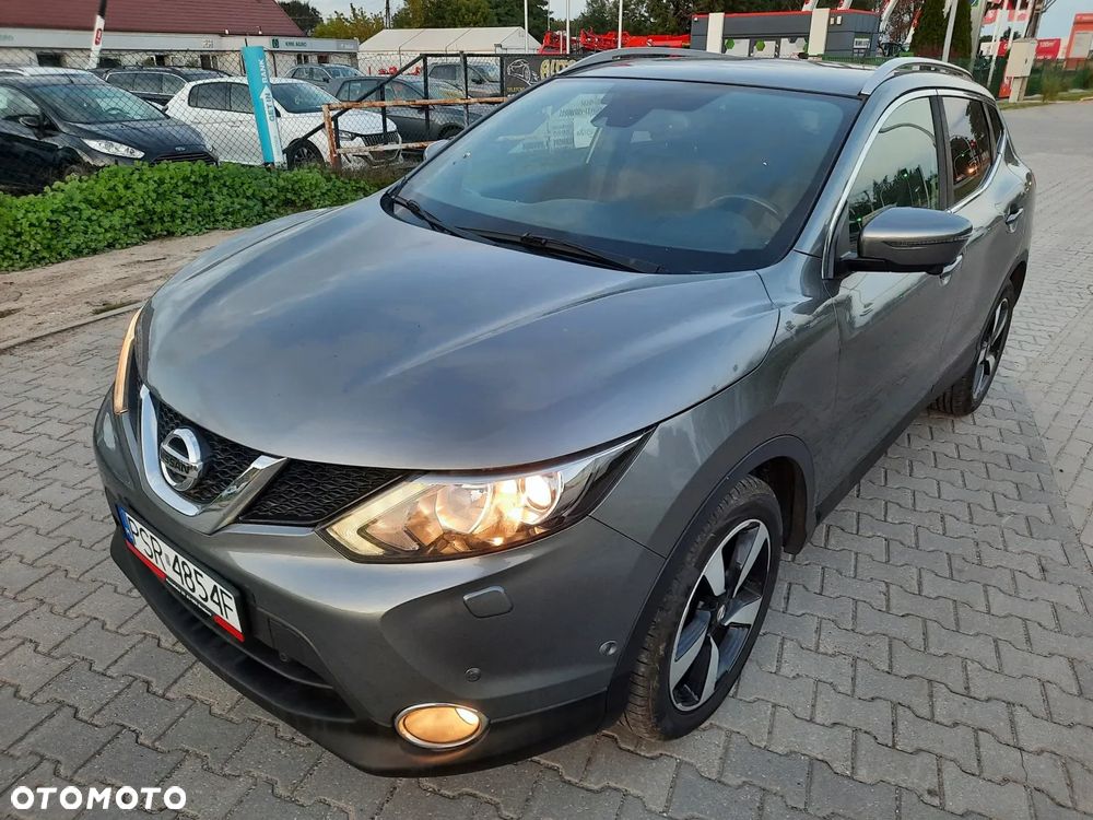 Nissan Qashqai 1.2 DIG-T Xtronic TEKNA - 2