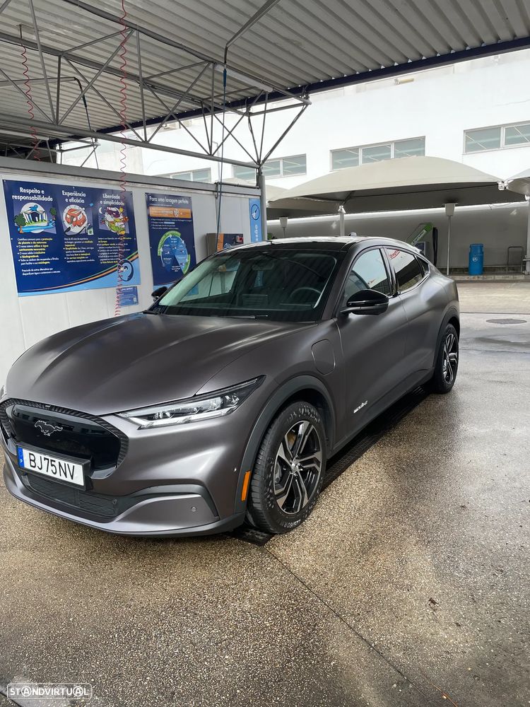 Ford Mustang Mach-E Standard - 1