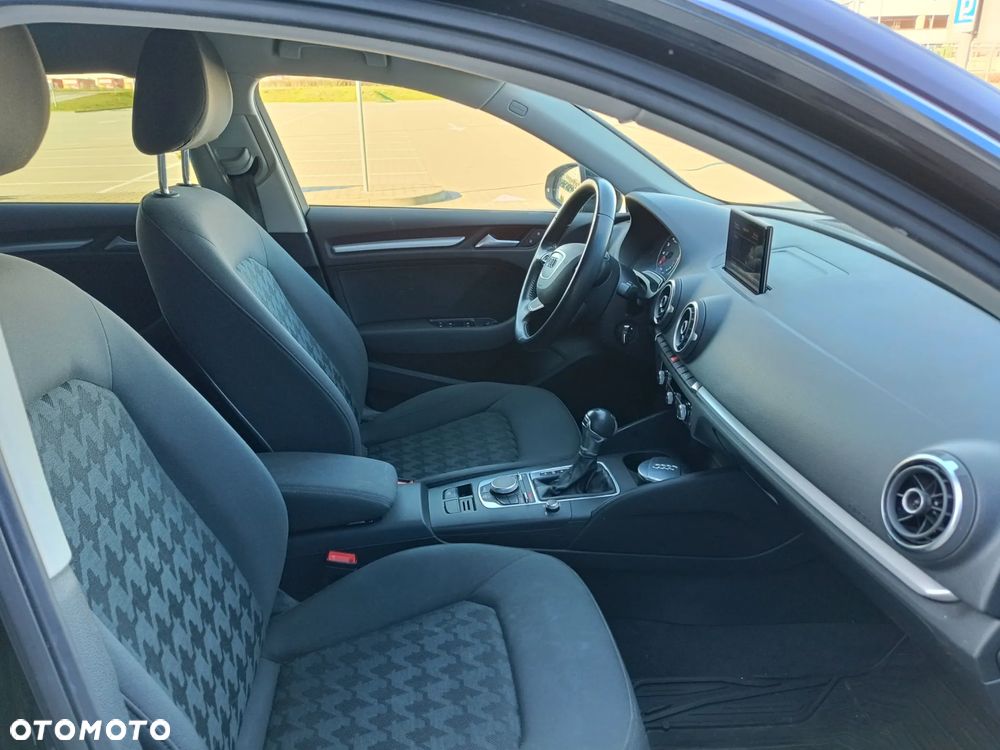 Audi A3 Sportback 1.4 TFSI Ambition S tronic - 8