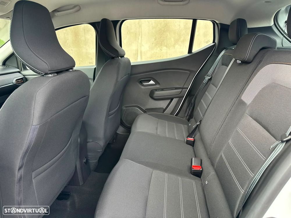 Dacia Sandero 1.0 TCe Extreme CVT - 33