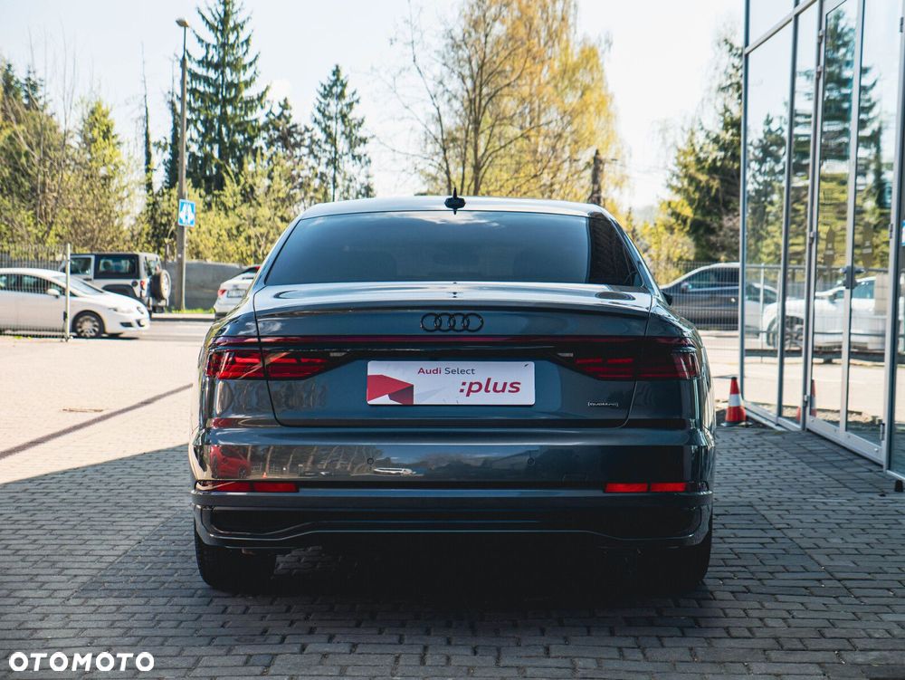 Audi A8 - 13