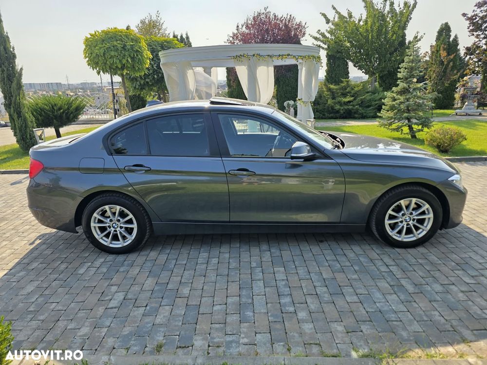 BMW Seria 3 ver-320d-xdrive-at-luxury-line - 7