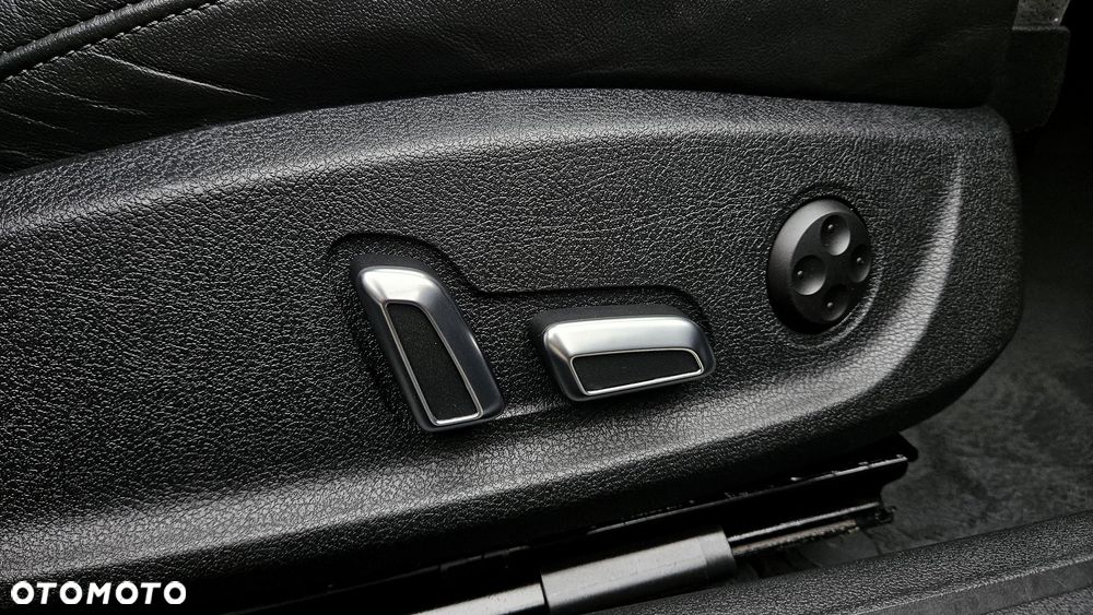 Audi A4 Avant 2.0 TFSI multitronic S line Sportpaket - 36