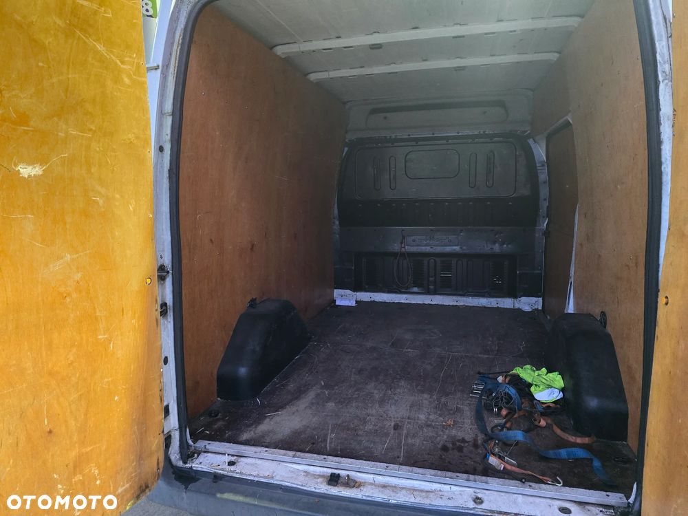 Ford Transit - 9