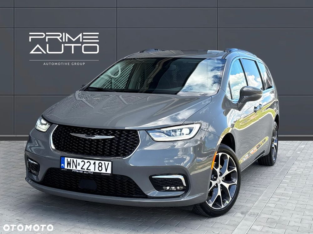 Chrysler Pacifica - 3