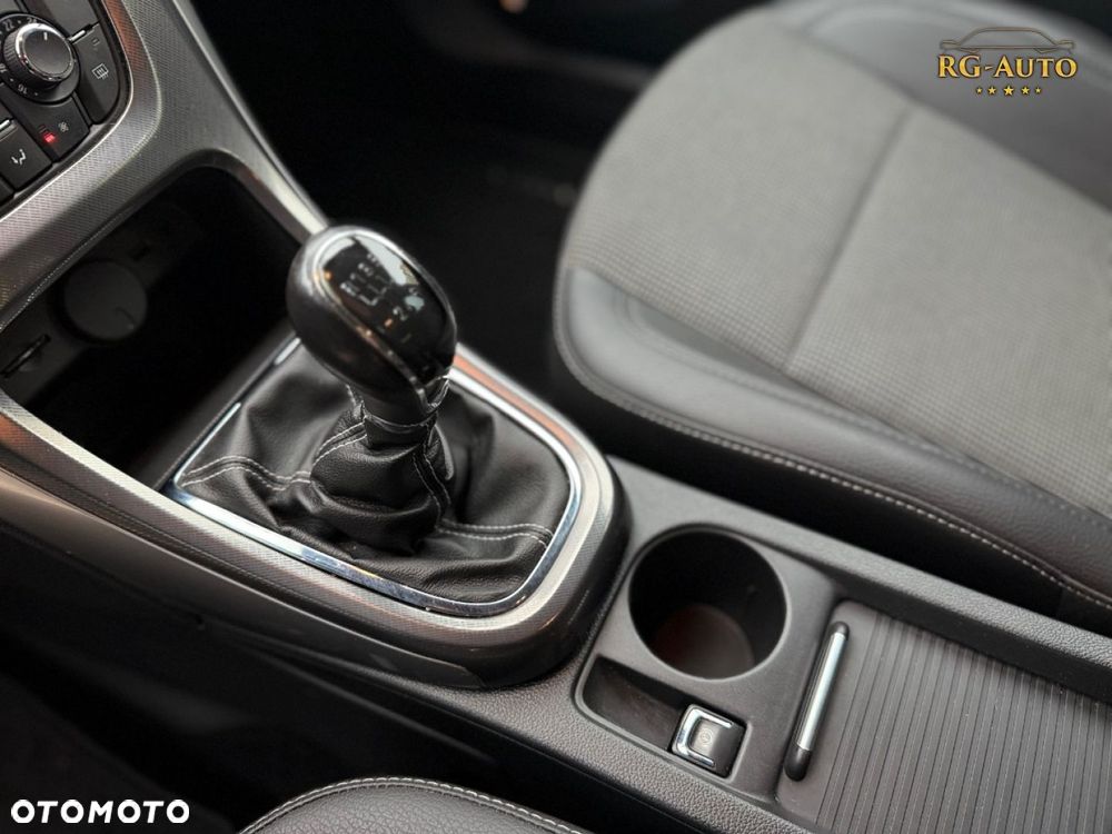 Opel Astra - 35