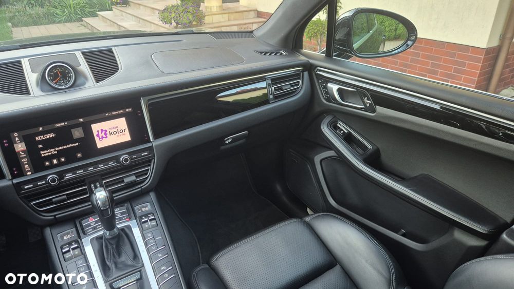 Porsche Macan - 12
