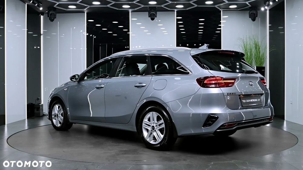 Kia Ceed 1.6 CRDi SCR M - 5