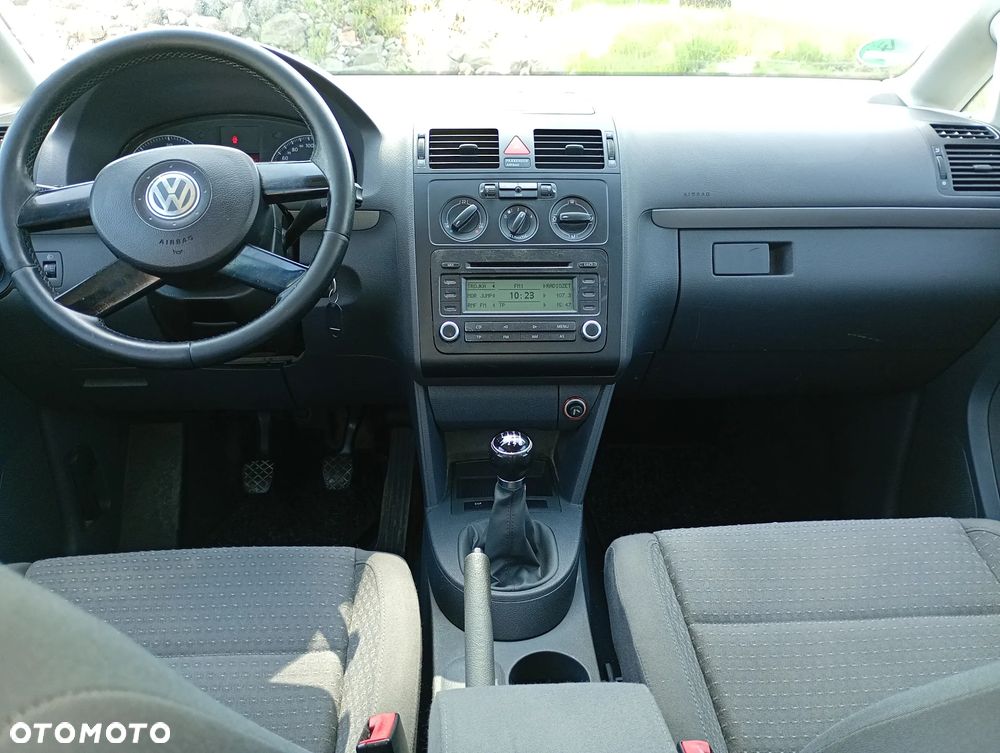 Volkswagen Touran 1.9 TDI DPF Trendline - 8