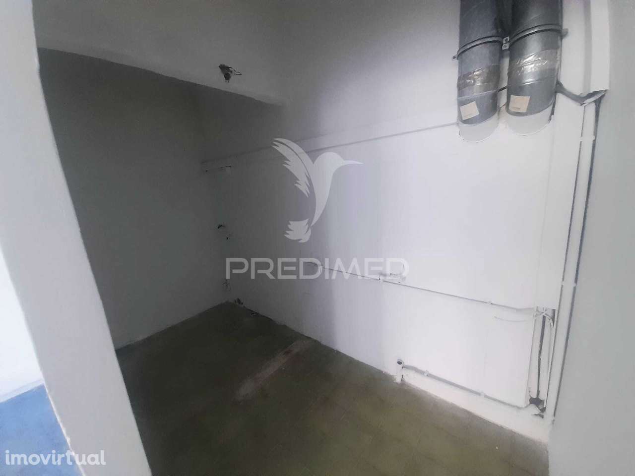 Loja Ampla, Loures. - Grande imagem: 5/23