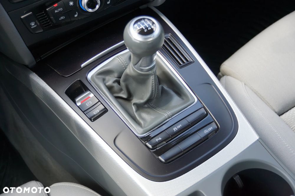 Audi A4 Limousine 2.0 TDI DPF clean diesel quattro S line Sportpaket - 17