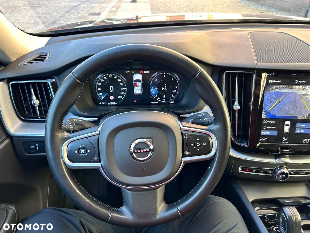 Volvo XC 60 B5 D AWD Momentum Pro - 38