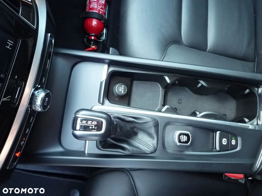 Volvo V60 D3 Geartronic Summum - 22
