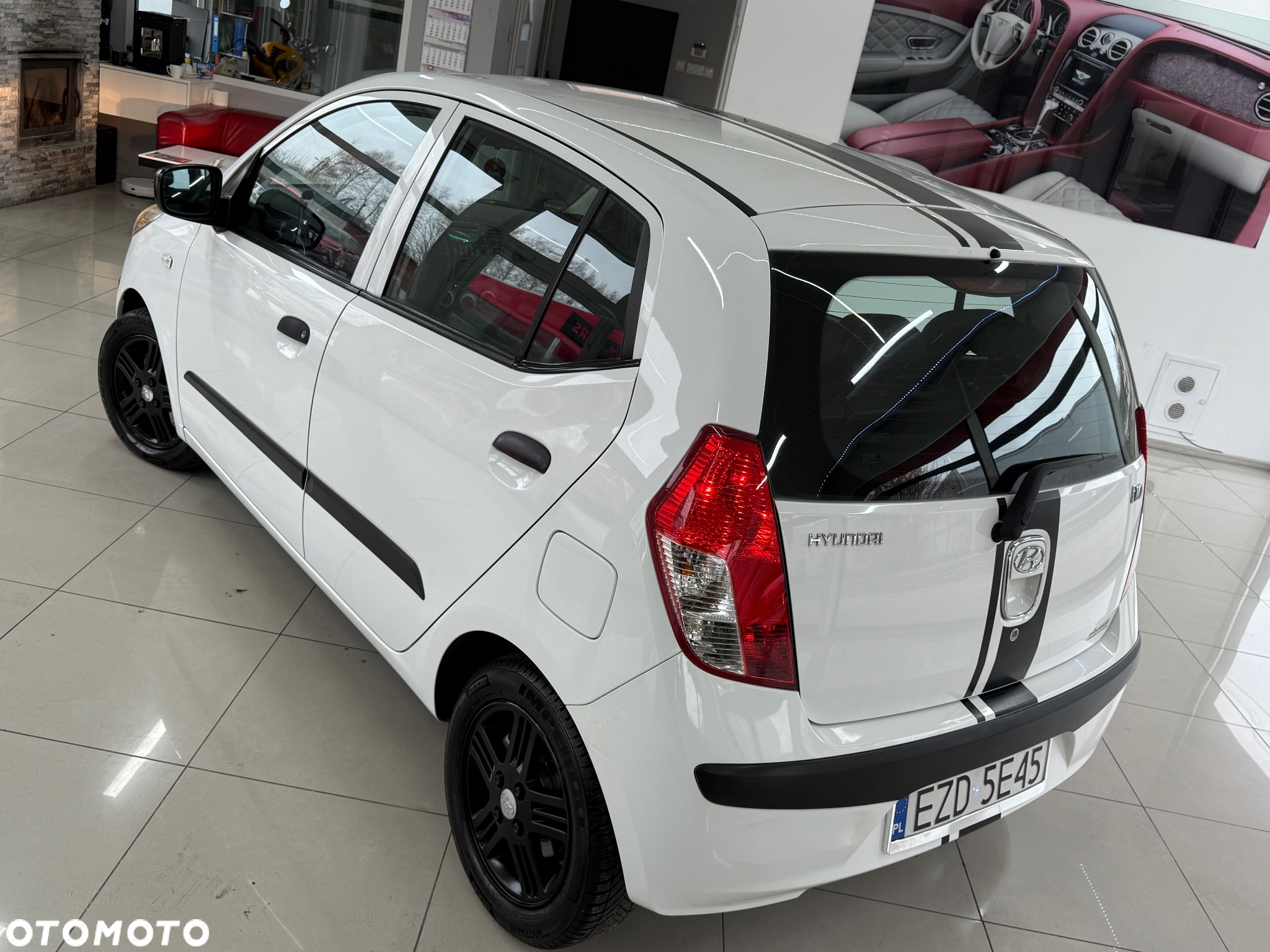 Hyundai i10 1.1 Premium - 8