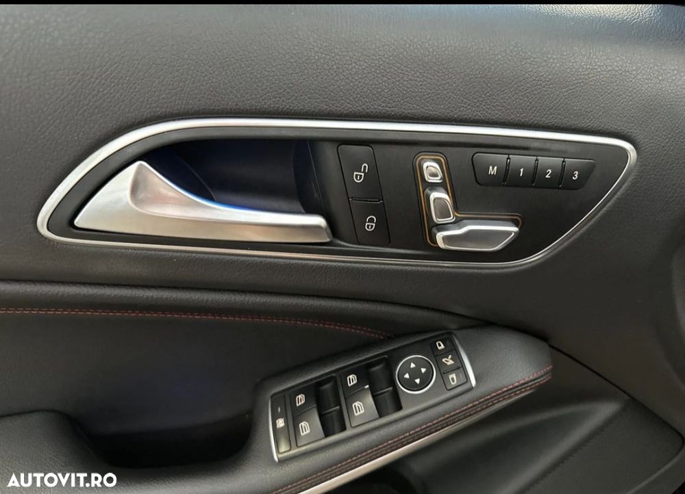 Mercedes-Benz A 45 AMG 4Matic AMG Speedshift 7G-DCT - 13