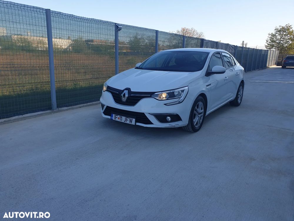 Renault Megane TCe Business - 21