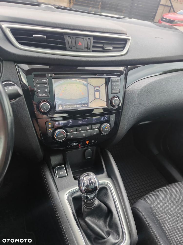 Nissan Qashqai 1.6 DIG-T Tekna - 18