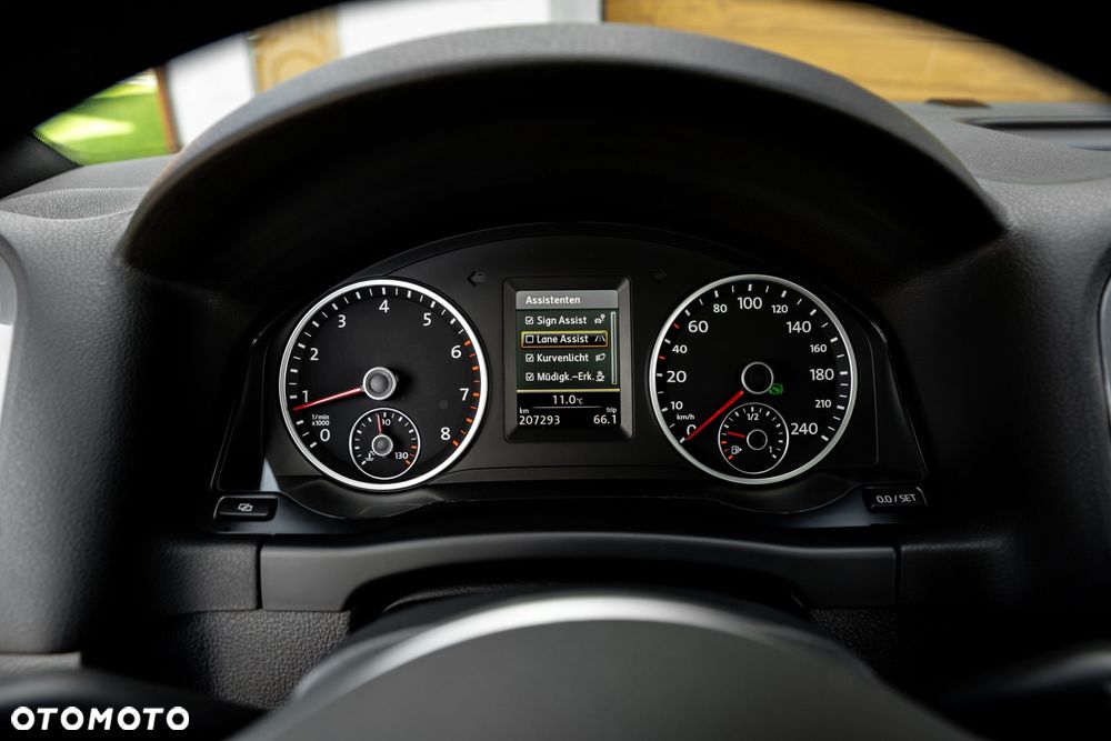 Volkswagen Tiguan 2.0 TSI 4Mot R-Style DSG - 29