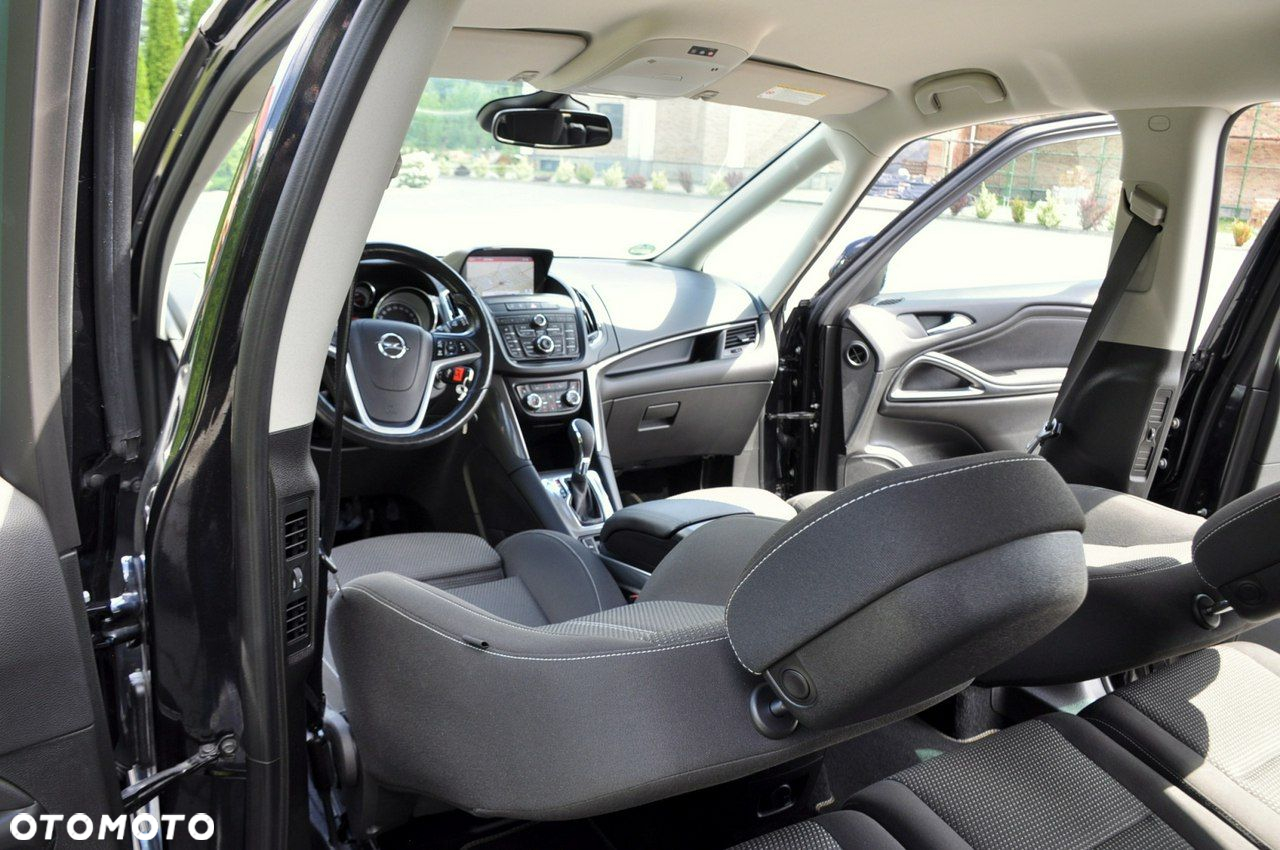 Opel Zafira - 28