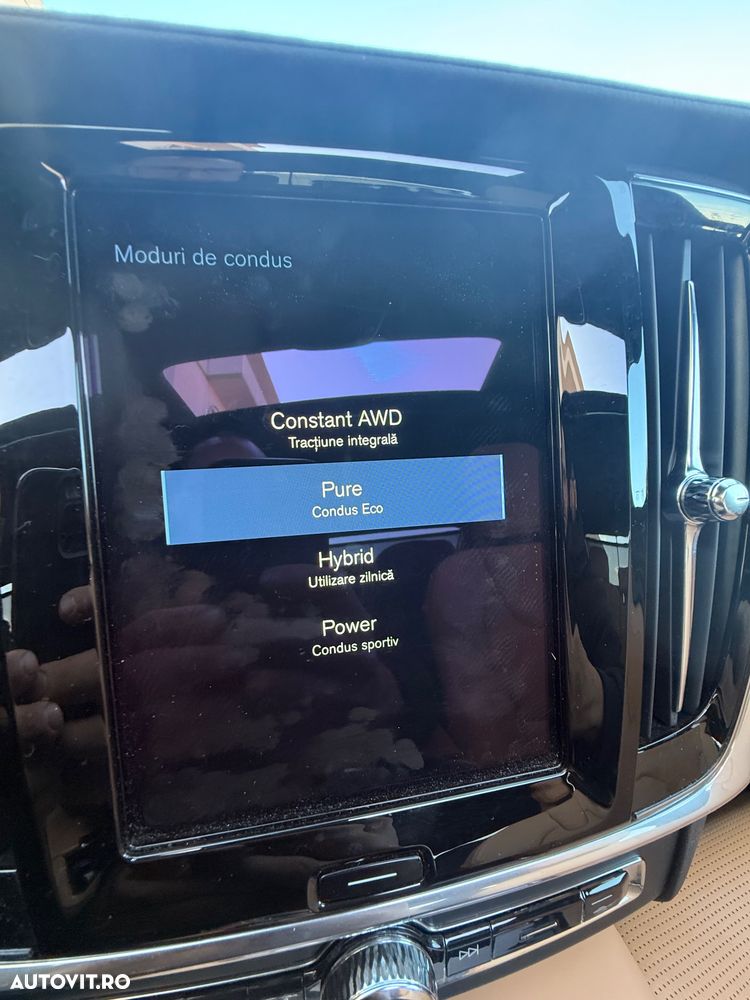 Volvo S90 - 28