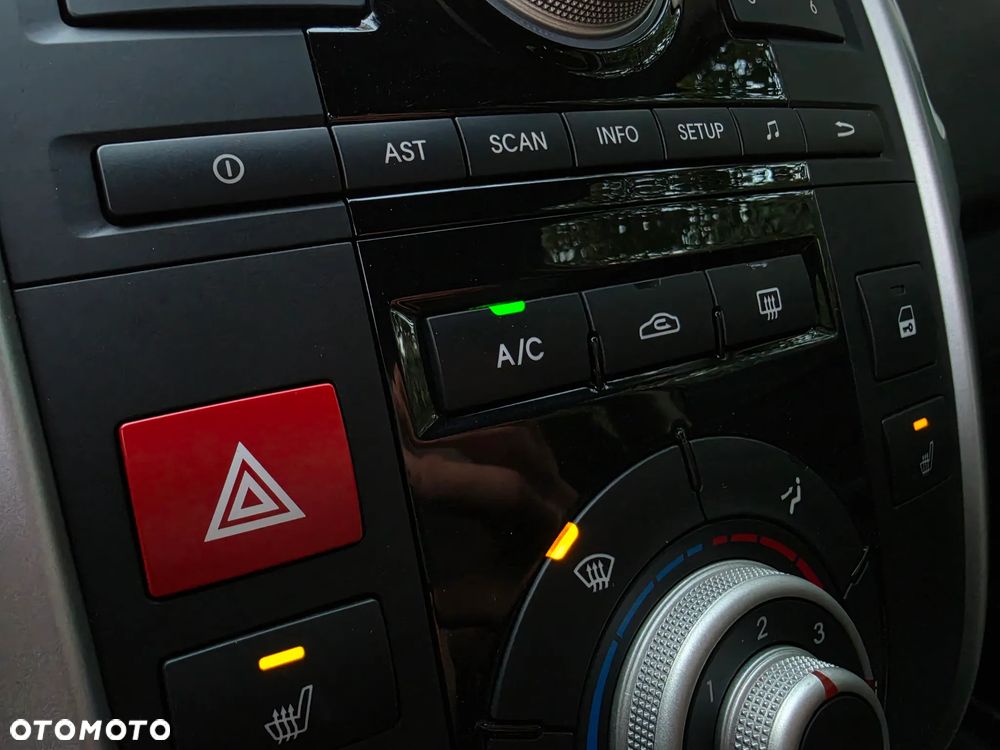 Kia Venga - 21