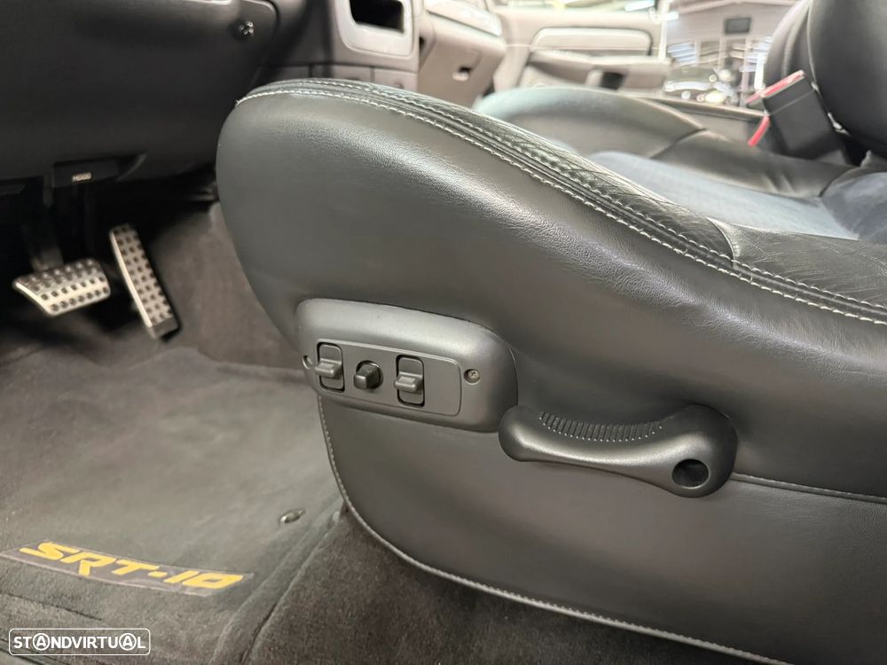 Dodge RAM - 35