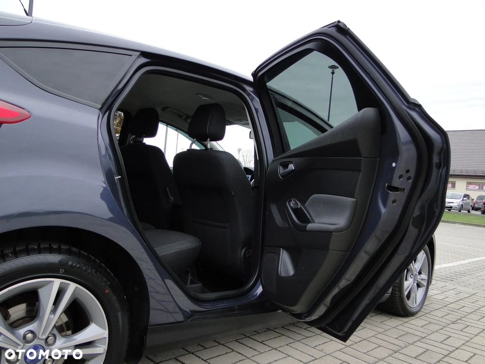 Ford Focus 1.6 TDCi DPF Titanium - 23