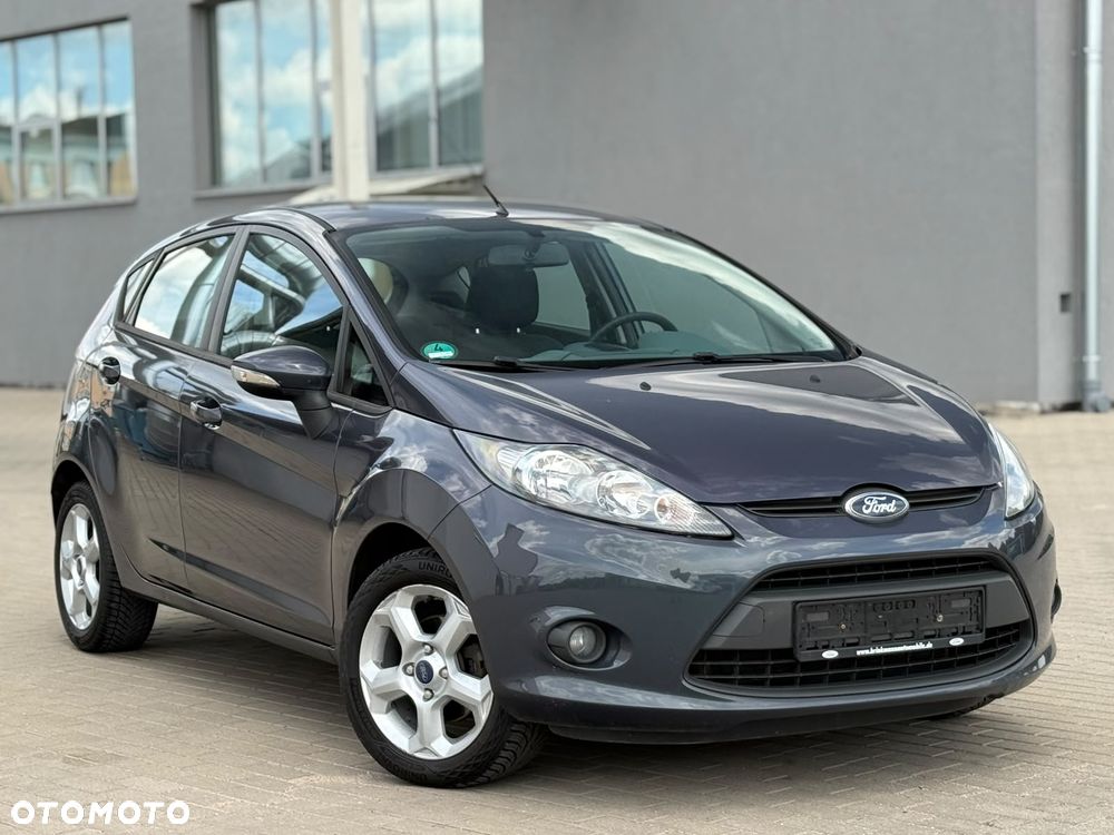 Ford Fiesta 1.25 Champions Edition - 4