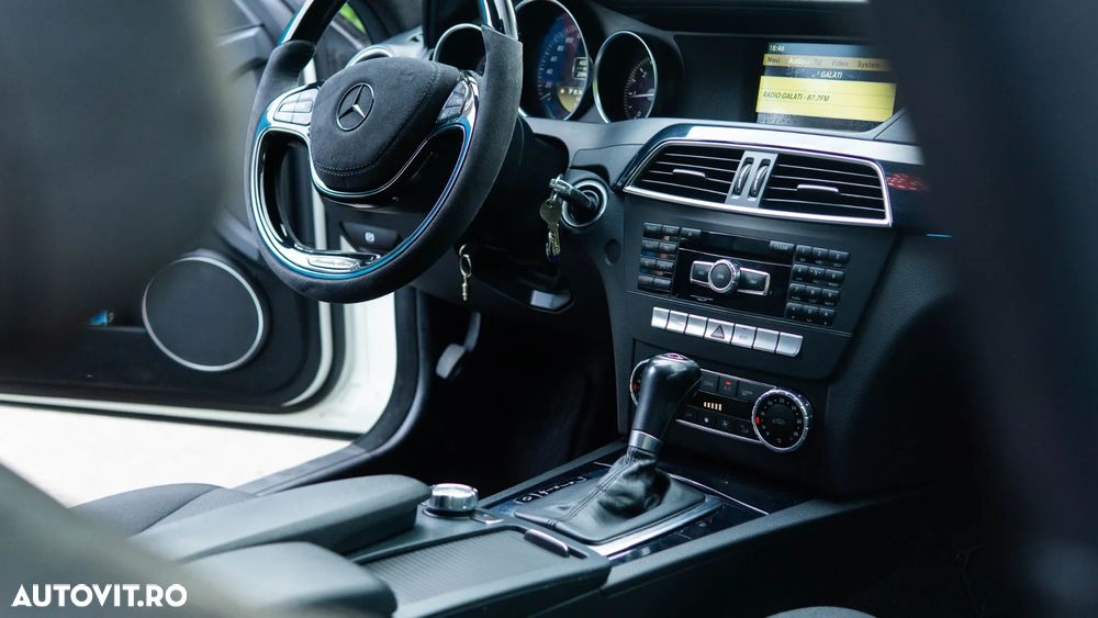 Mercedes-Benz C 220 d 4MATIC Aut. - 14