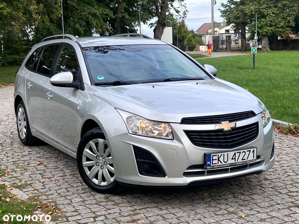 Chevrolet Cruze 1.6 LS - 1