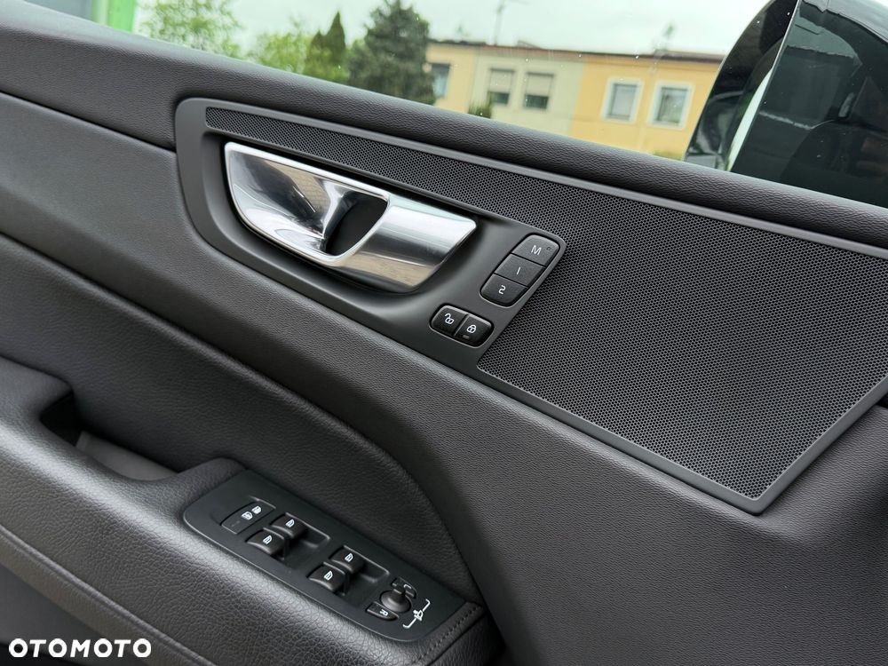Volvo XC 60 B4 D Geartronic Inscription - 22