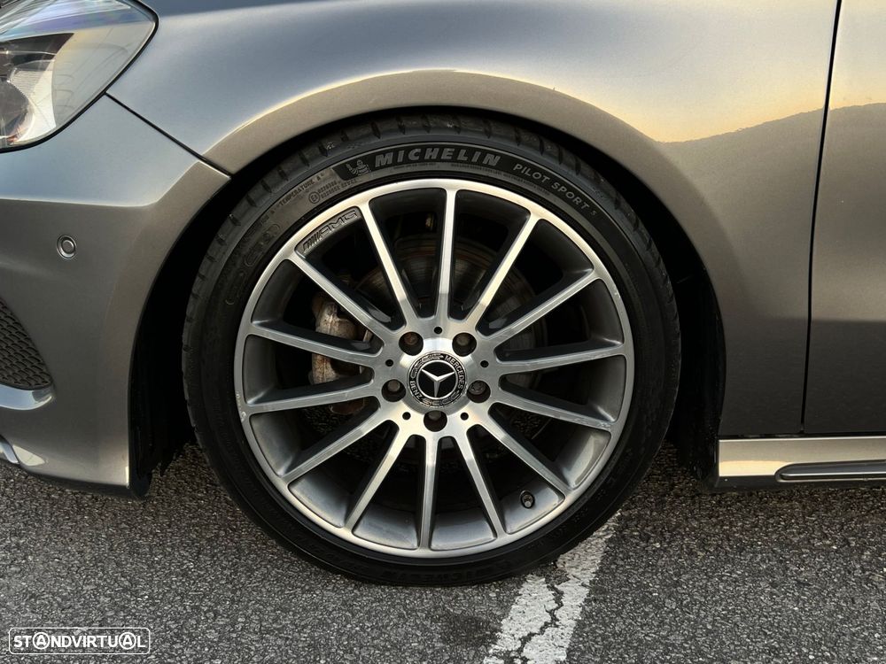 Mercedes-Benz A 180 d AMG Line - 8