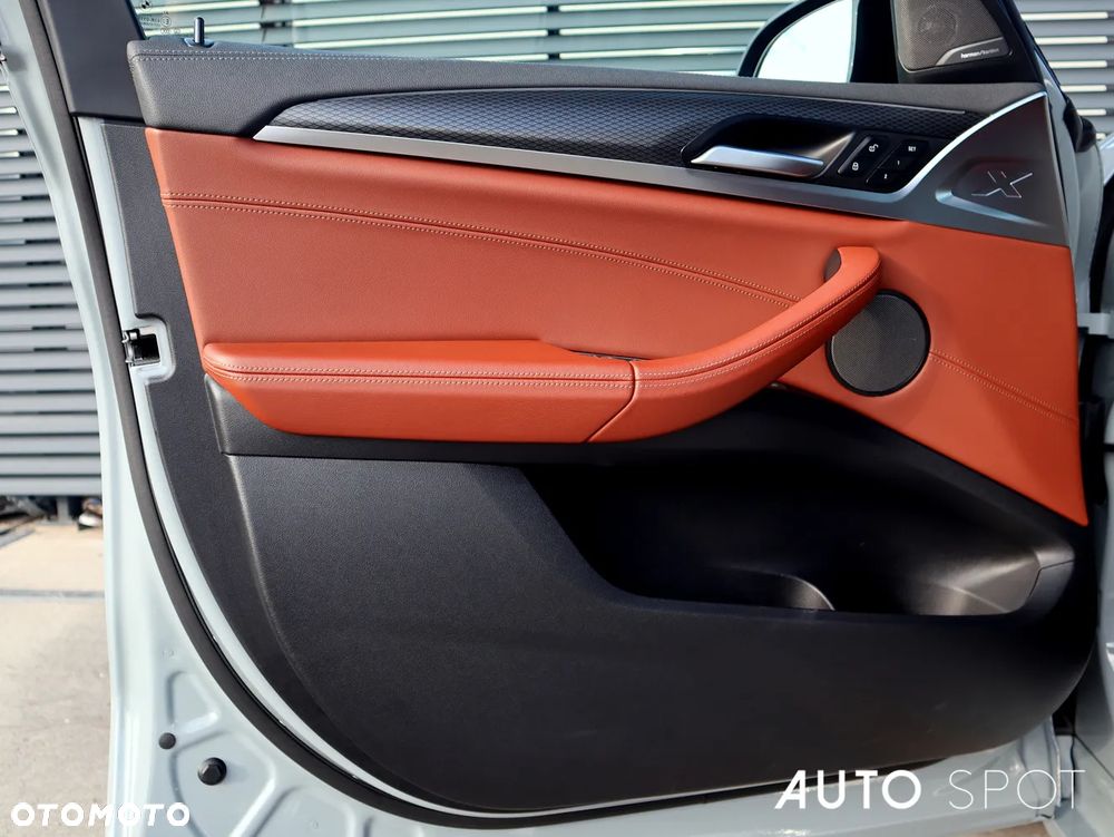 BMW X3 xM40i mHEV - 12