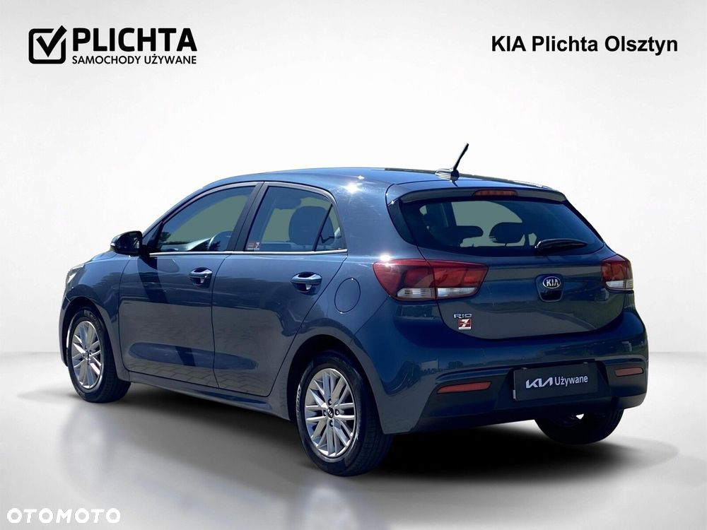 Kia Rio - 4