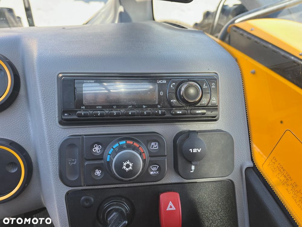 JCB 532-60 Agri Super DualTech - 13