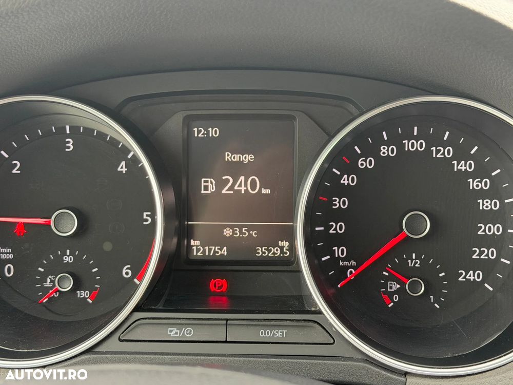 Volkswagen Polo - 13