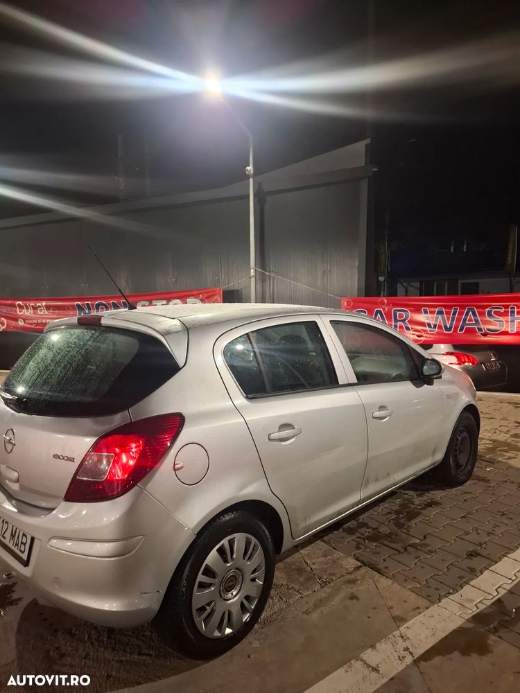 Opel Corsa 1.3 CDTI Enjoy - 2