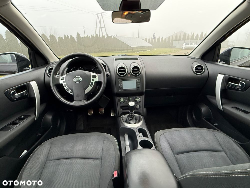 Nissan Qashqai+2 - 33