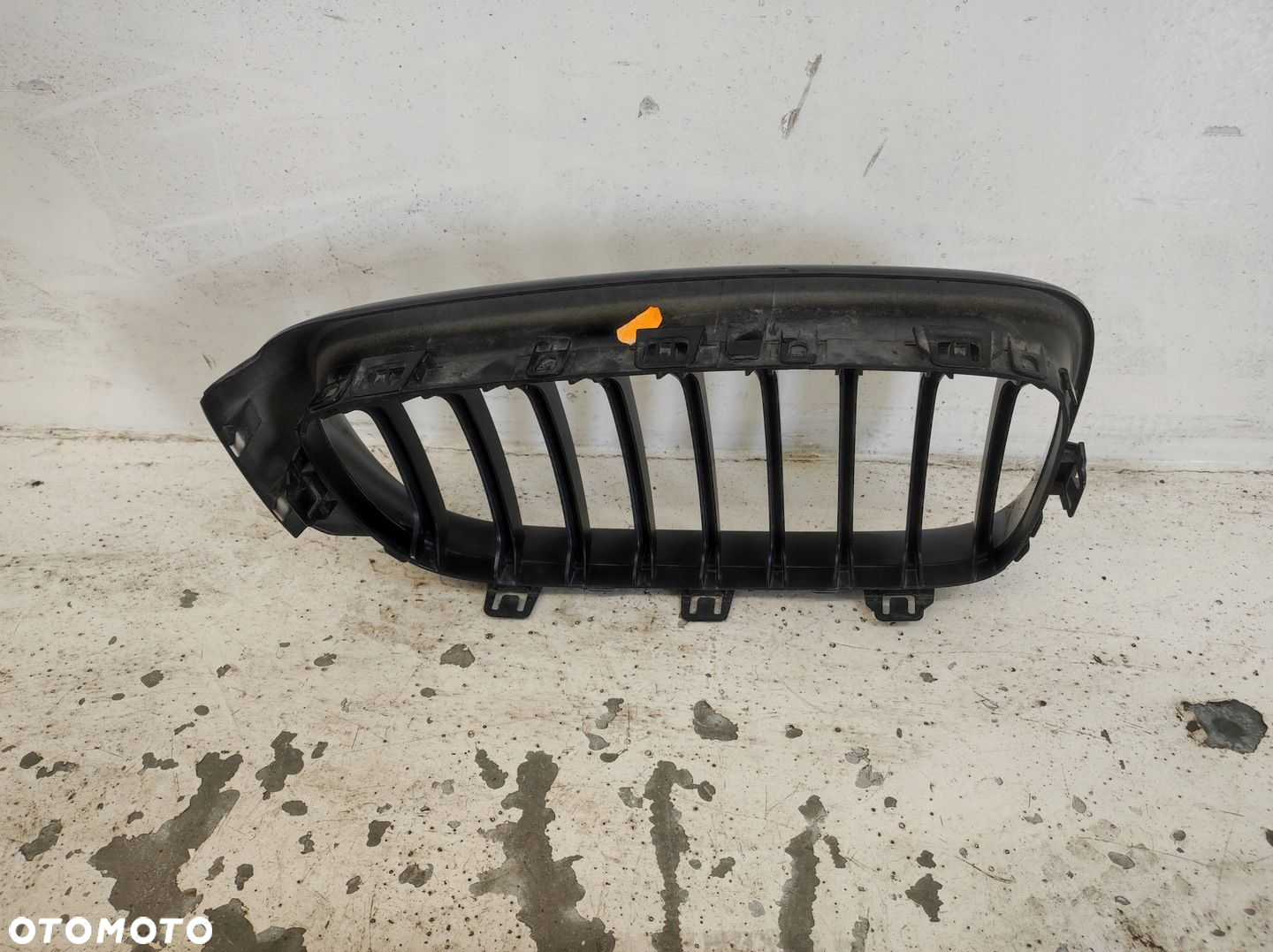 KRATKA GRILL ATRAPA NERKA LEWA ZDERZAKA PRZÓD BMW III 3 GT F34 - 11