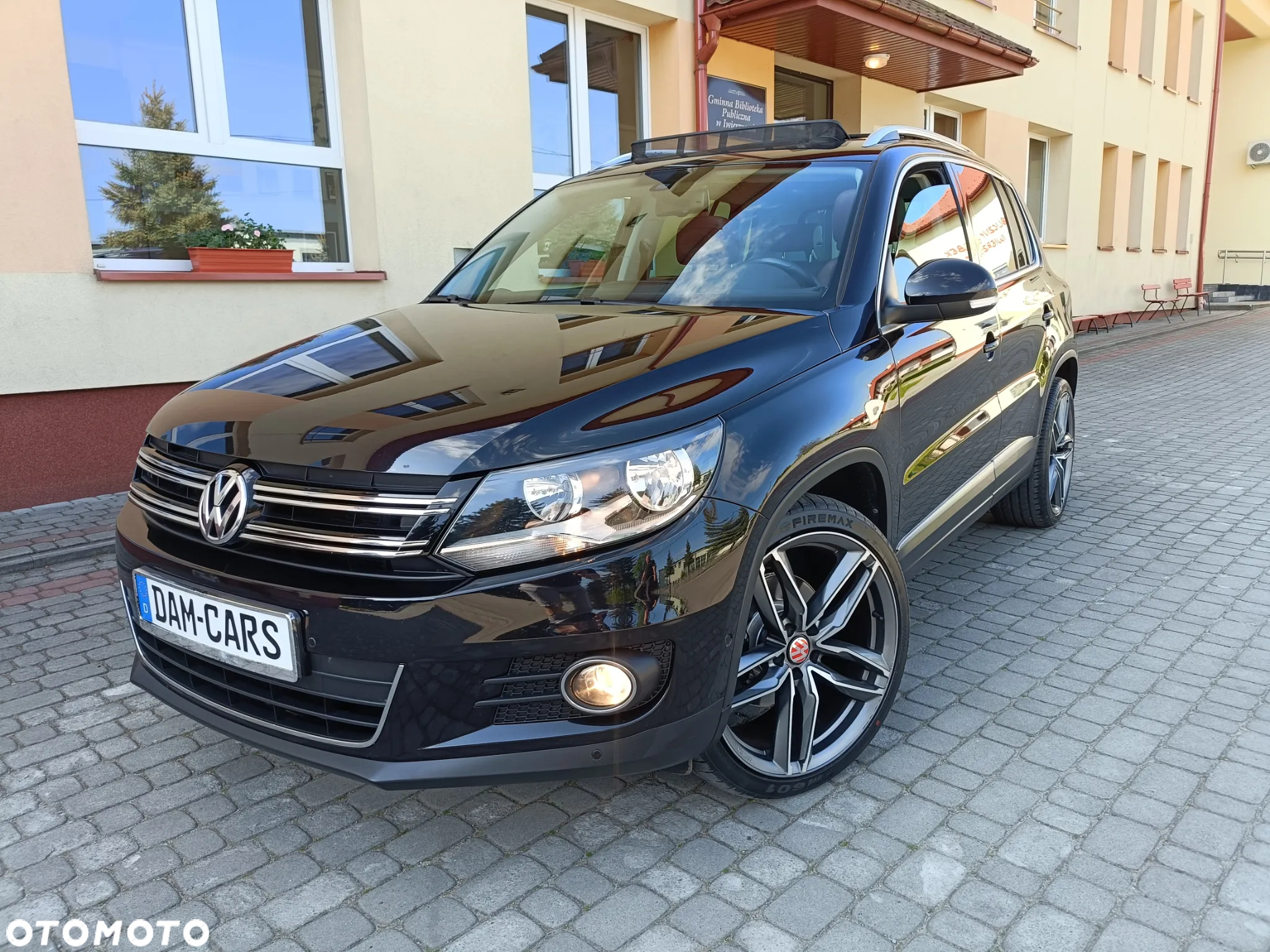 Volkswagen Tiguan 2.0 TDI Sport&Style - 2