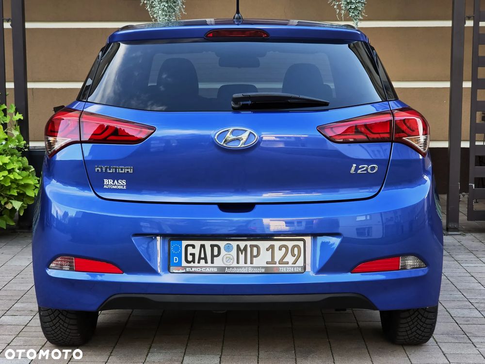 Hyundai i20 1.2 Passion - 32