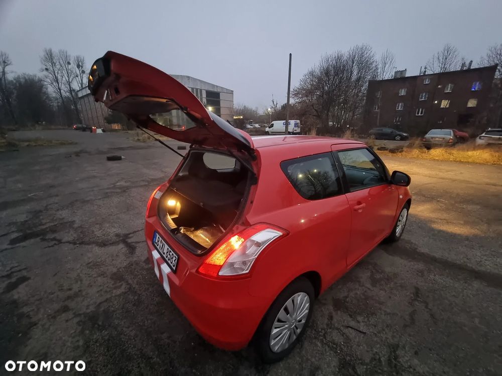 Suzuki Swift 1.2 Club - 21