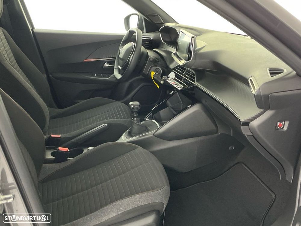 Peugeot 2008 1.2 PureTech Active Pack - 21
