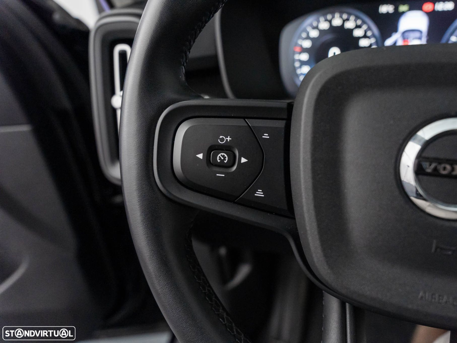 Volvo XC 40 1.5 T2 Momentum - 19