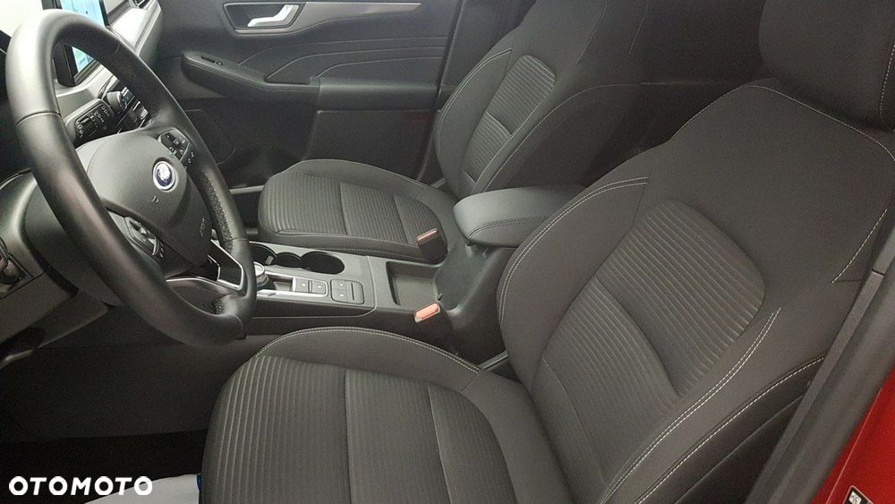 Ford Kuga - 16