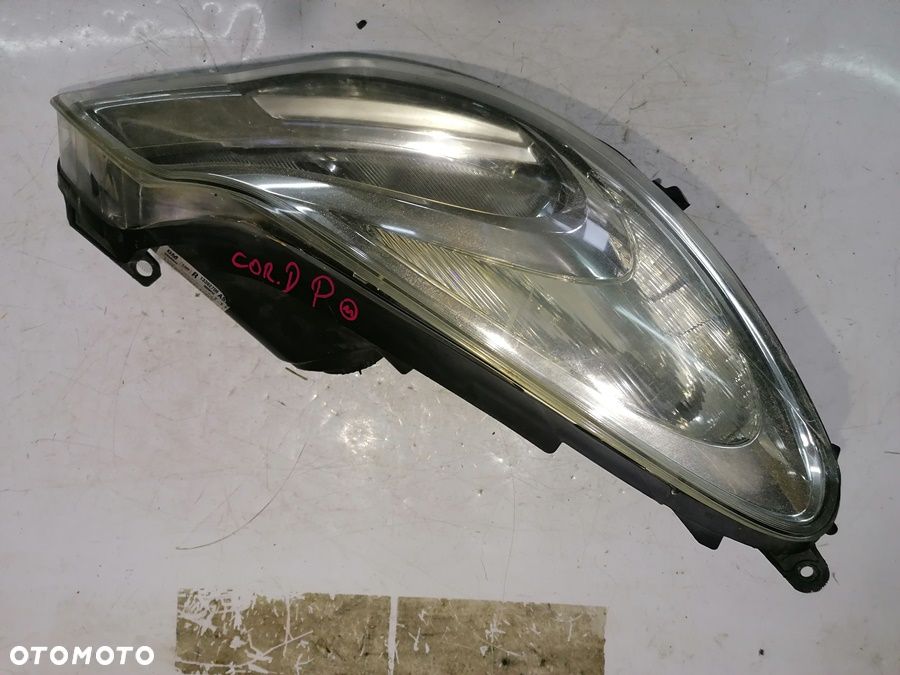 OPEL CORSA D 12r LIFT LAMPA PRAWY PRZÓD 13392706 EUROPA - 2